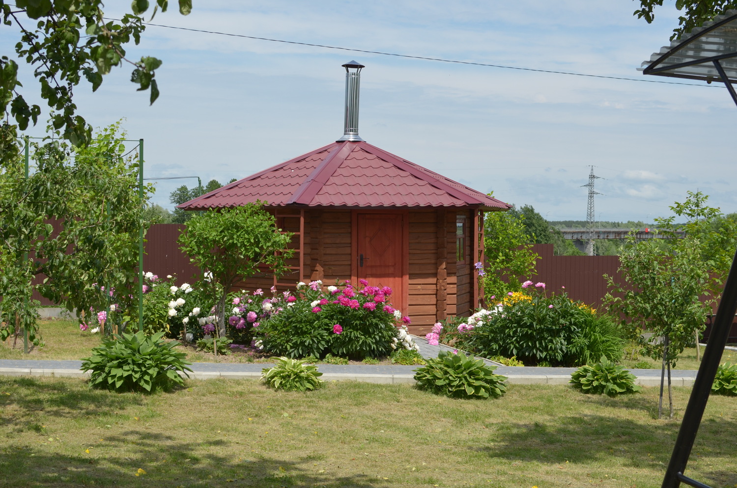 Финская беседка на 10 - 12 человек 